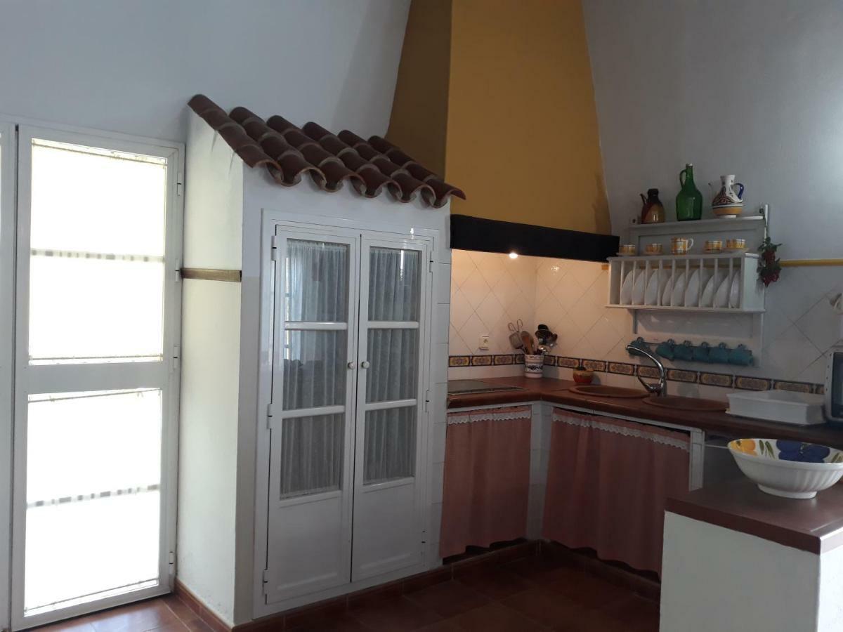 Chalet La Huerta 2 Amplios Jardines Barbacoa Y Wifi Conil De La Frontera Exteriör bild